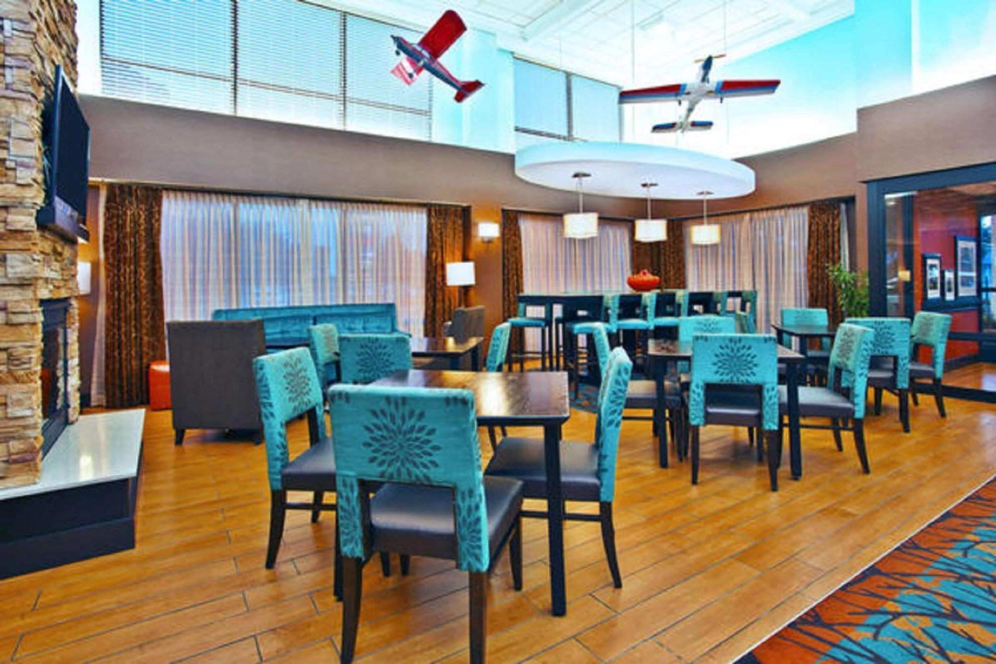 Hampton Inn Chicago-Midway Airport Bedford Park Dış mekan fotoğraf